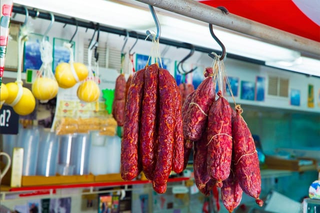 Salami, Sausages & Spicy Cured Meats