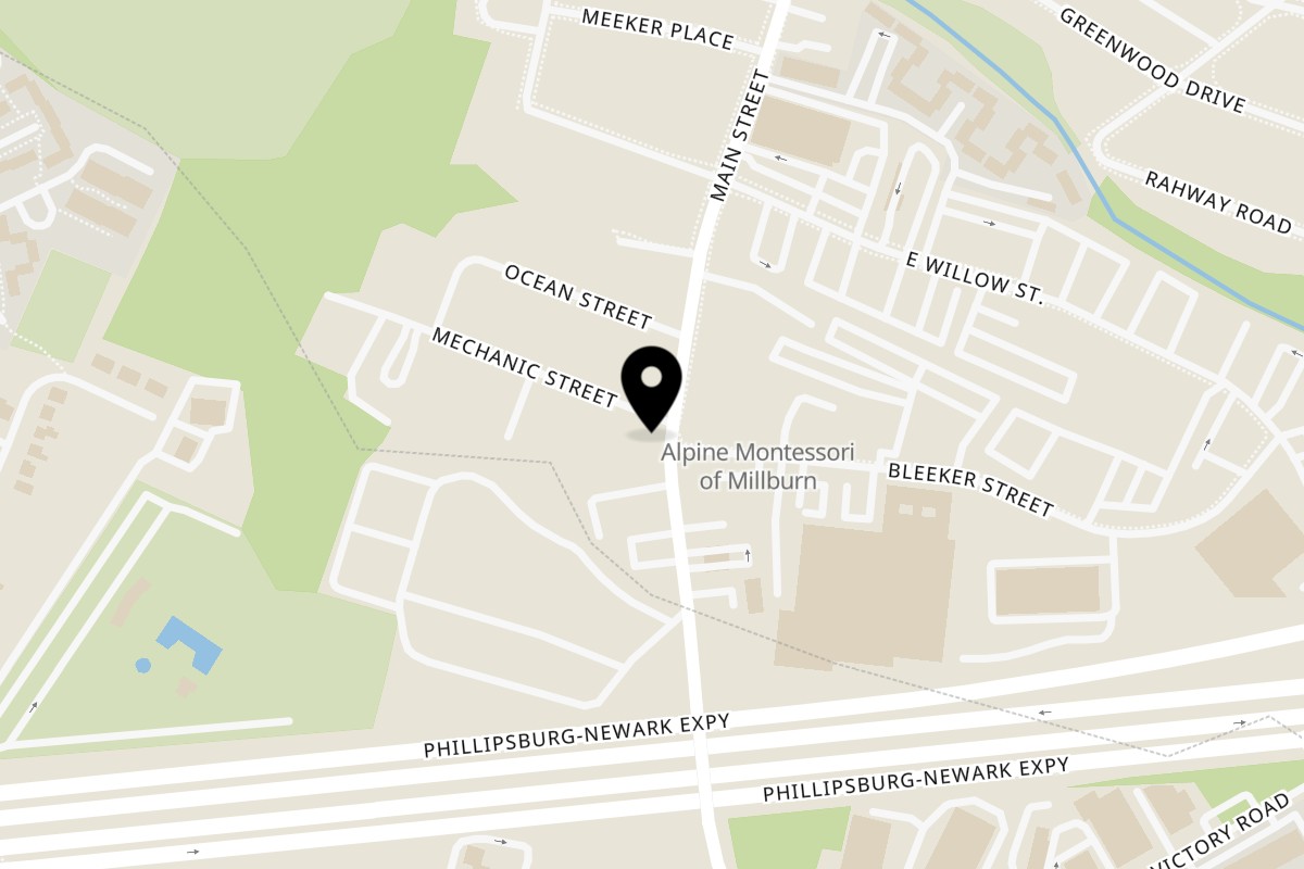 Map showing the location of Mia Famiglia on 277 Main St in Millburn
